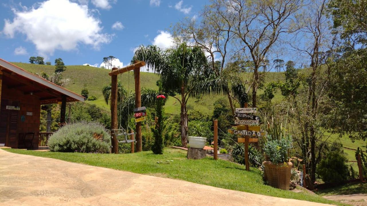 Chales Fenix Villa Santo Antônio do Pinhal Dış mekan fotoğraf