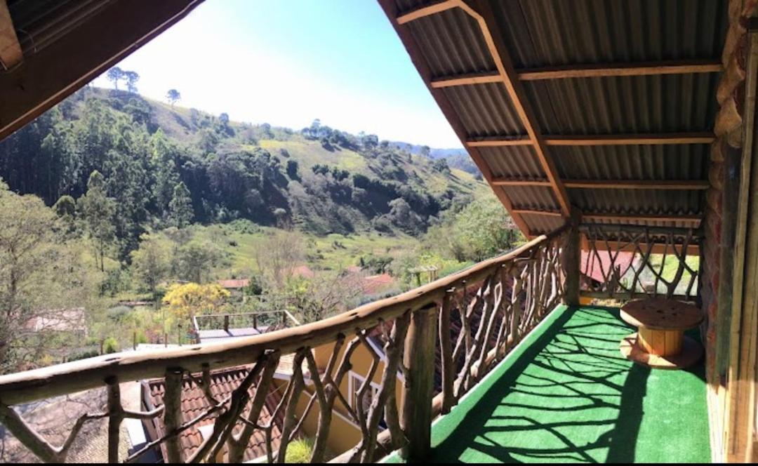 Chales Fenix Villa Santo Antônio do Pinhal Dış mekan fotoğraf